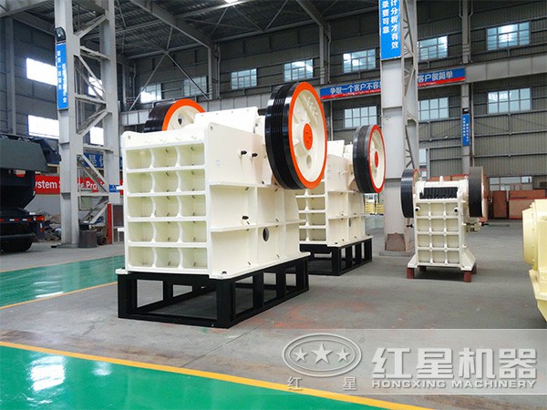 69石頭顎破機廠家，提供現(xiàn)貨，可到場考察
