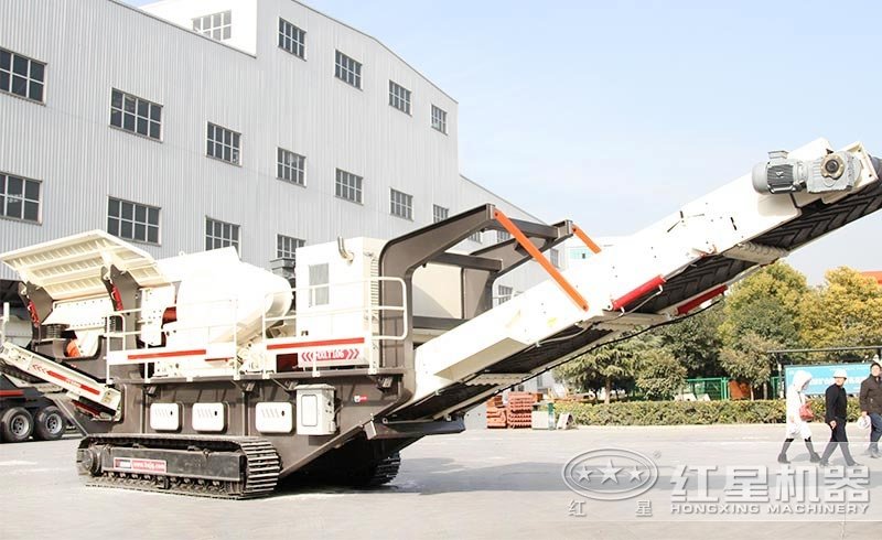 小型履帶石頭破碎機(jī)匠工于心，環(huán)保達(dá)標(biāo)，不怕污染