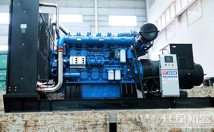 PE1200\*1500顎破機(jī)配大功率電機(jī)，動力足，現(xiàn)場作業(yè)更效能高 