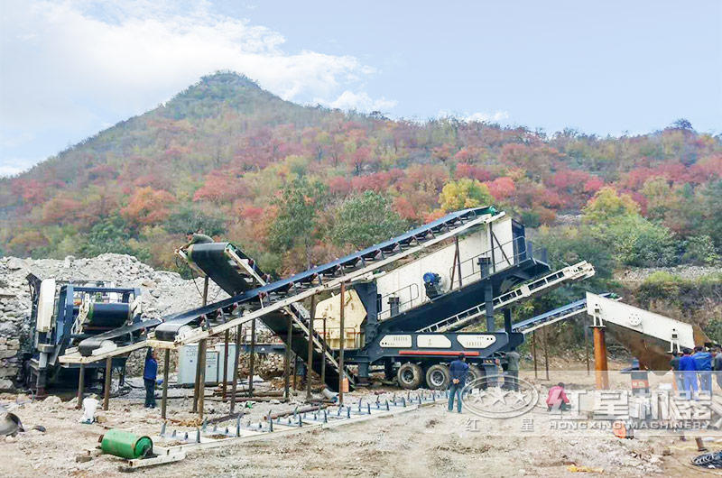 機(jī)制砂加工現(xiàn)場，半年收回成本